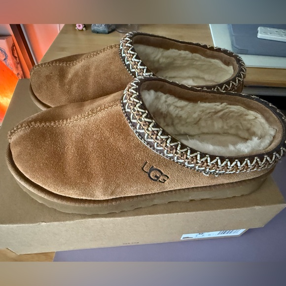 UGG Chestnut Tasman Slippers - Picture 1 of 6